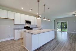 237 Creek Pointe Drive photo 4