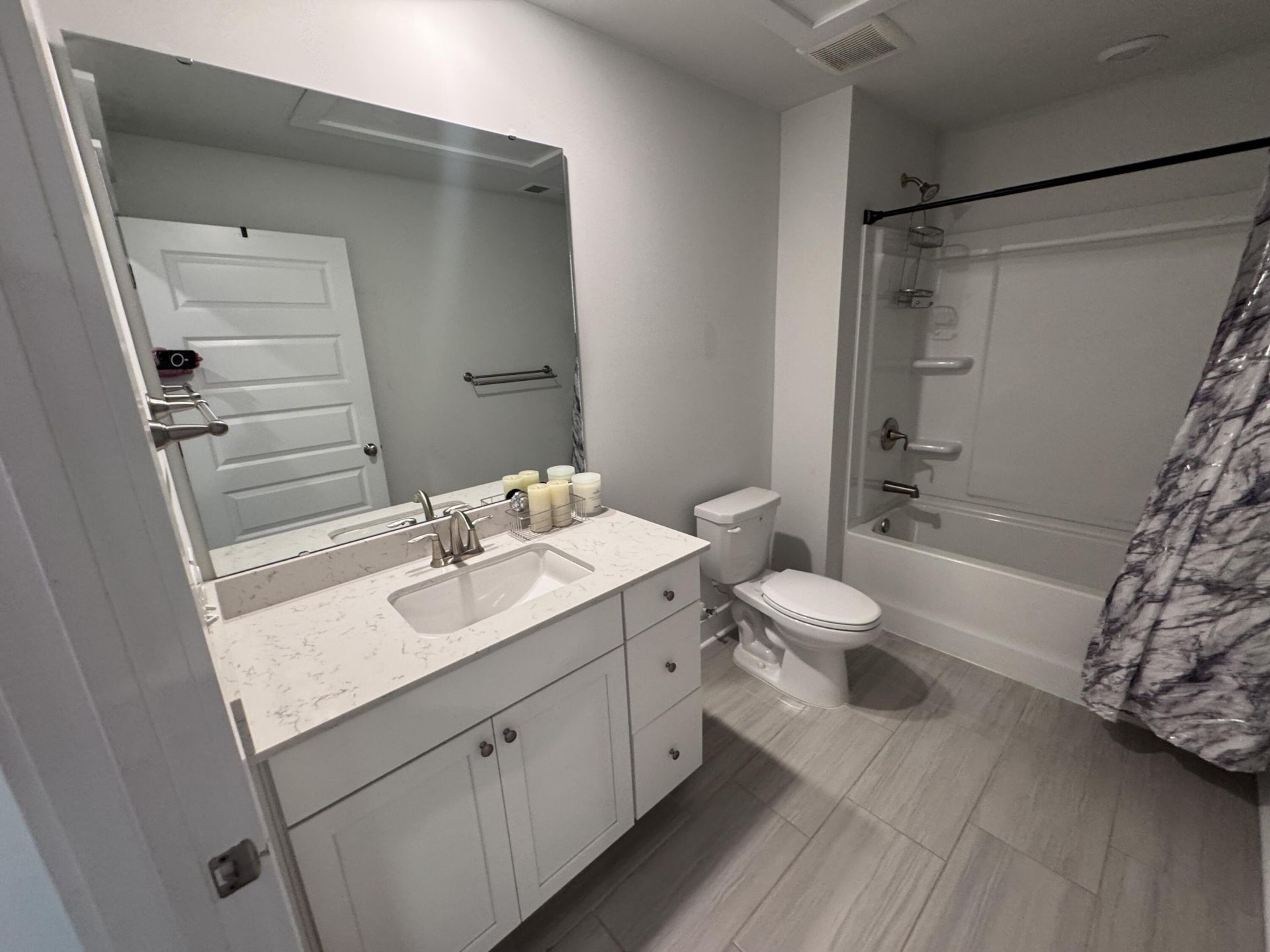 1627 Florentia Street Photo 22