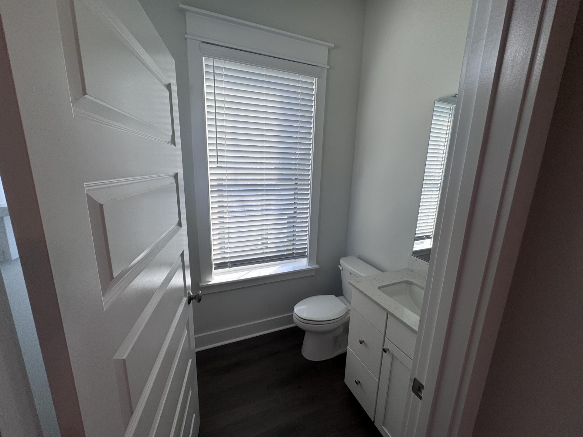 1627 Florentia Street Photo 32