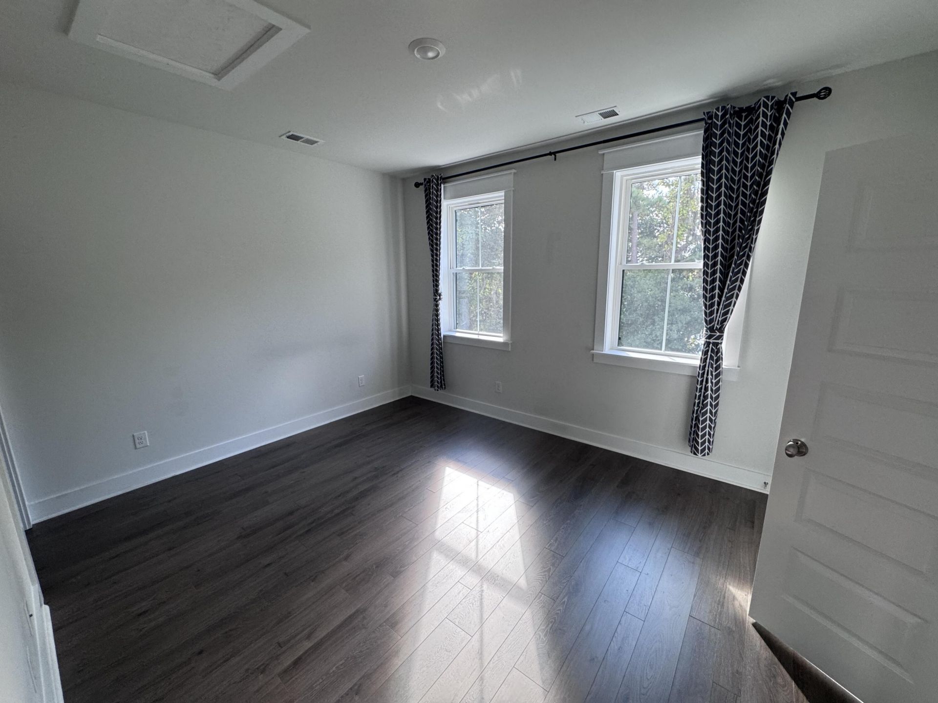 1627 Florentia Street Photo 41