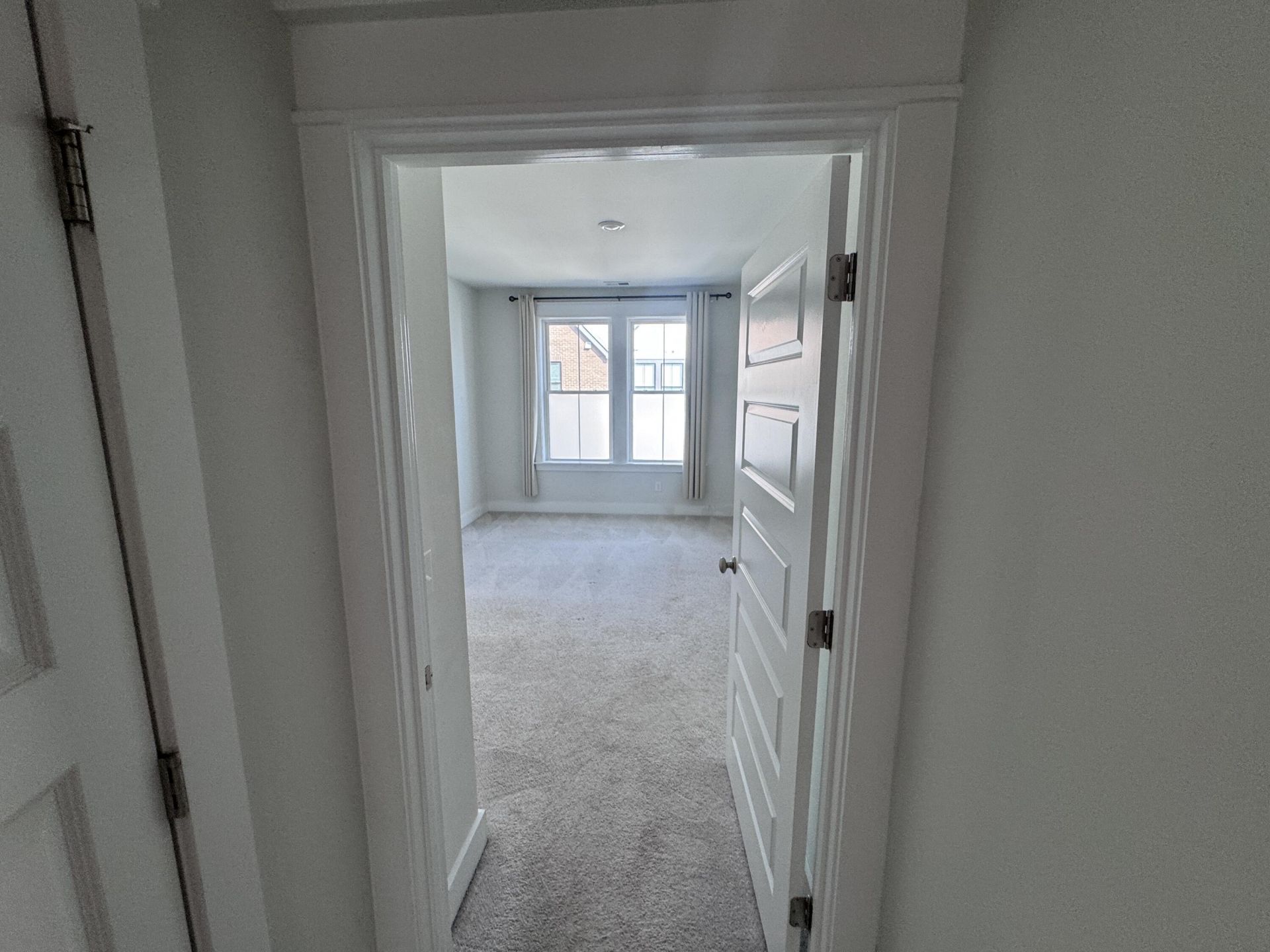 1627 Florentia Street Photo 50
