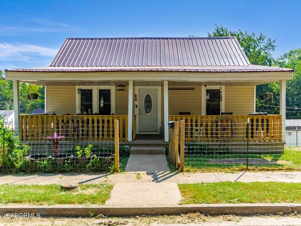 304 S HODGES STREET, California, MO 65018