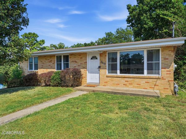 2408 MEADOWLARK LANE, Jefferson City, MO 65109
