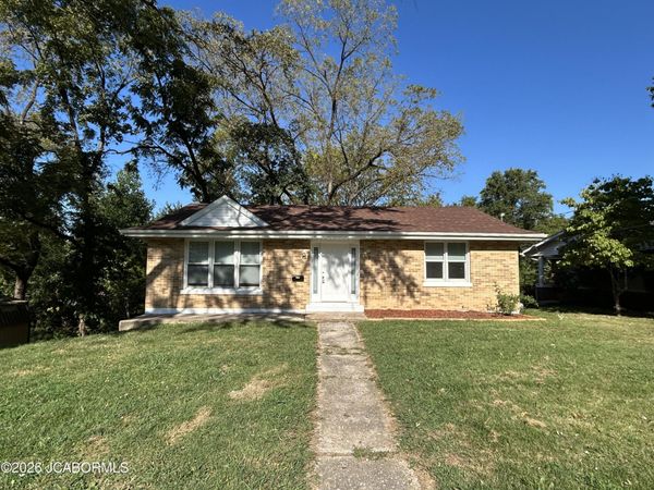 418 LARK STREET, Jefferson City, MO 65101