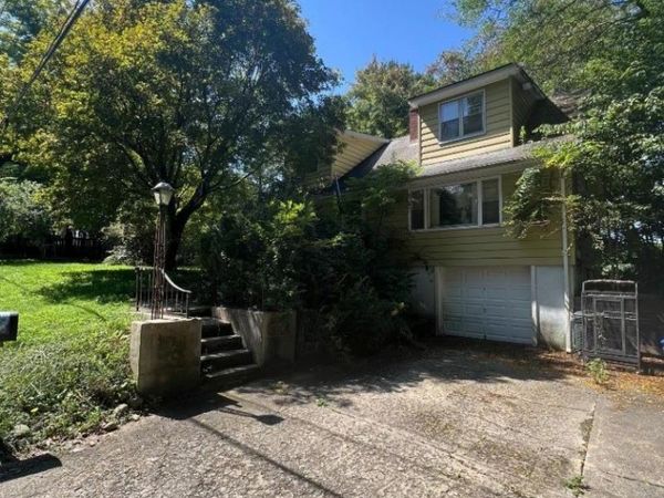 15 Brook Rd, West Milford, NJ 07421