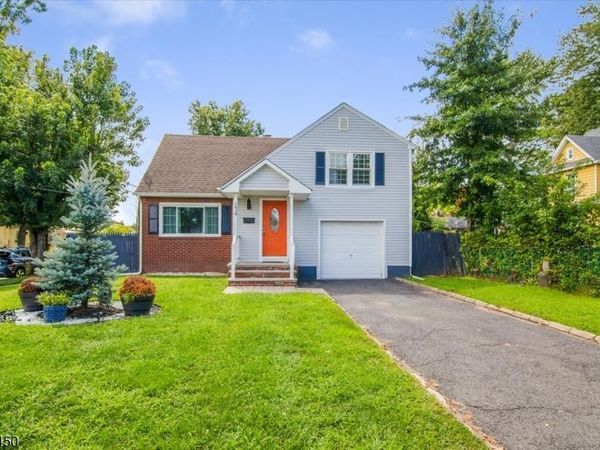 234 Aldene Rd, Roselle, NJ 07203