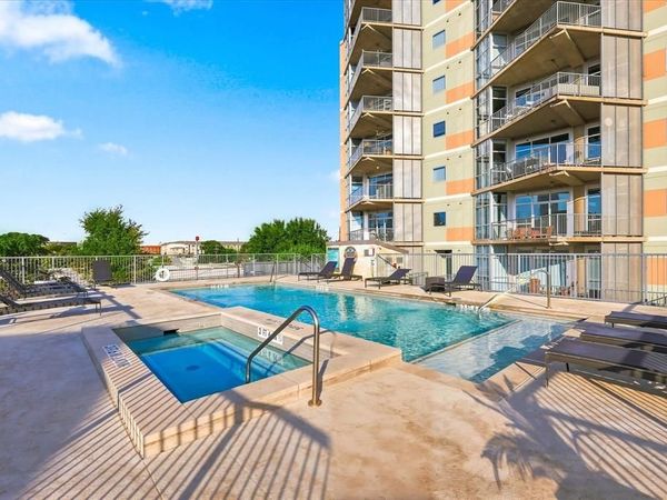 1001 Belleview Street, Unit 308, Dallas, TX 75215