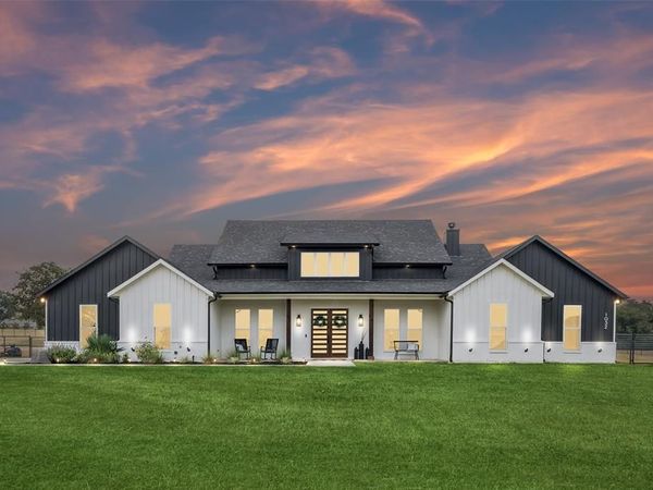 1032 Bluebonnet Ridge , Weatherford, TX 76087