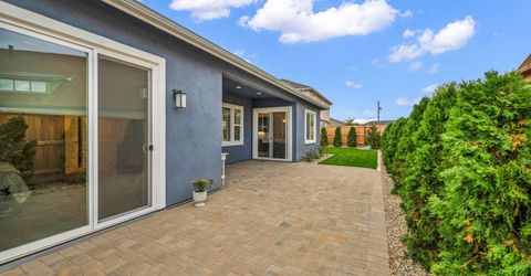 698 Sage Grouse Loop, Gardnerville, NV 89460 Photo