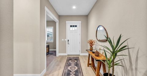 698 Sage Grouse Loop, Gardnerville, NV 89460 Photo