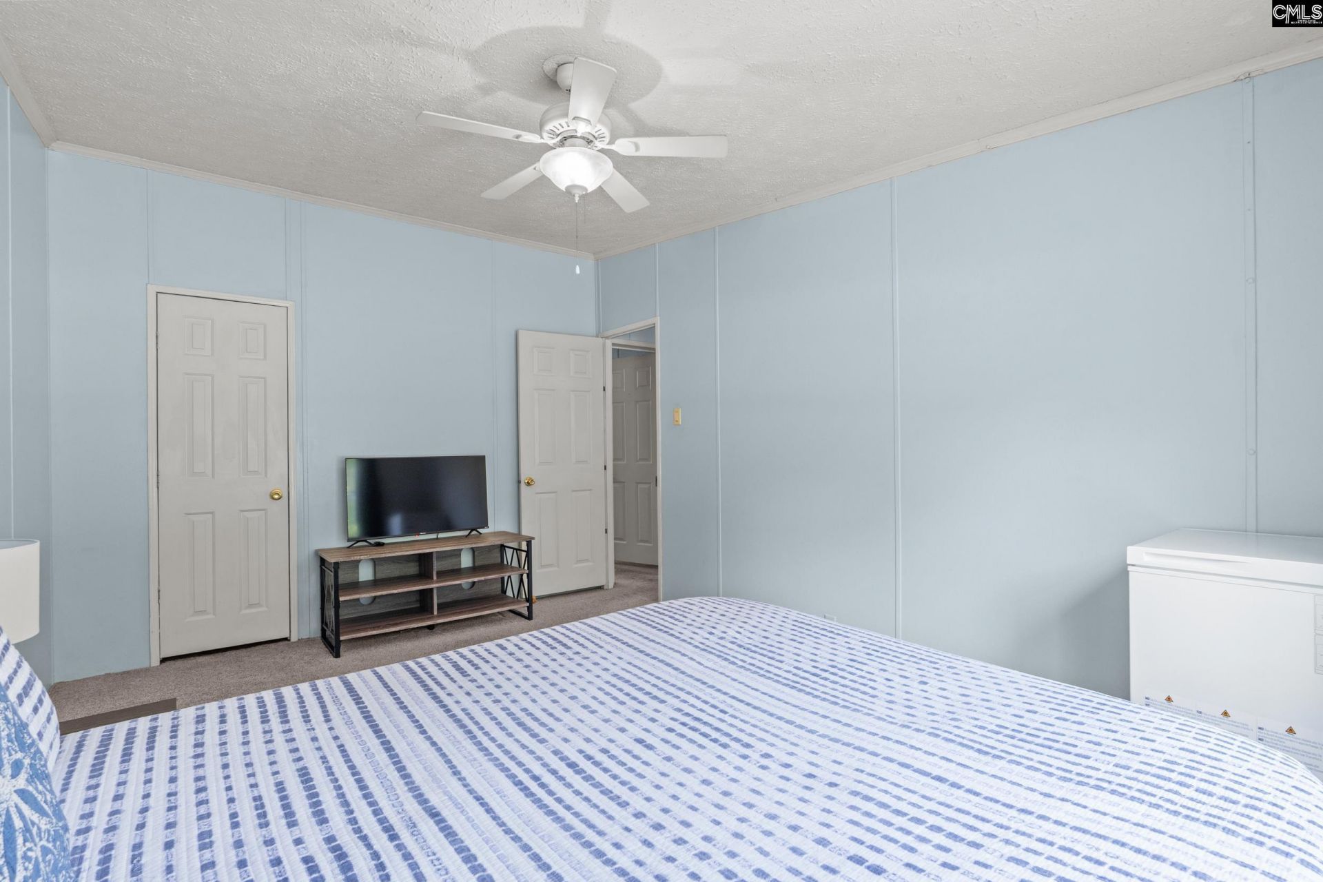 1173 Highway 6 Photo 23