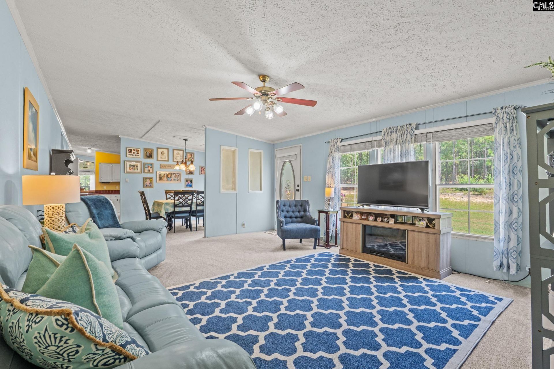 1173 Highway 6 Photo 6