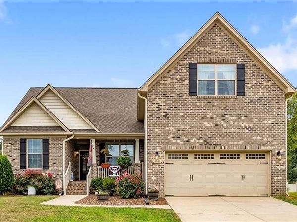 9141 Warren Road , Kernersville, NC 27284