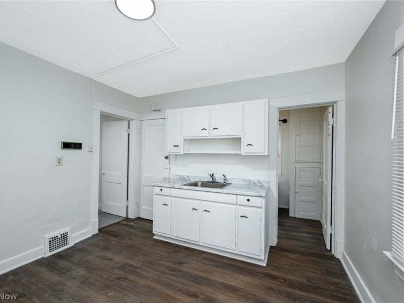 2805 E 126th Street, Cleveland, OH 44120 Photo 11