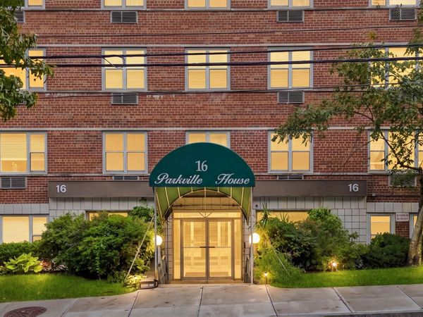 16 Lake Street, Unit 7J, White Plains, NY 10603