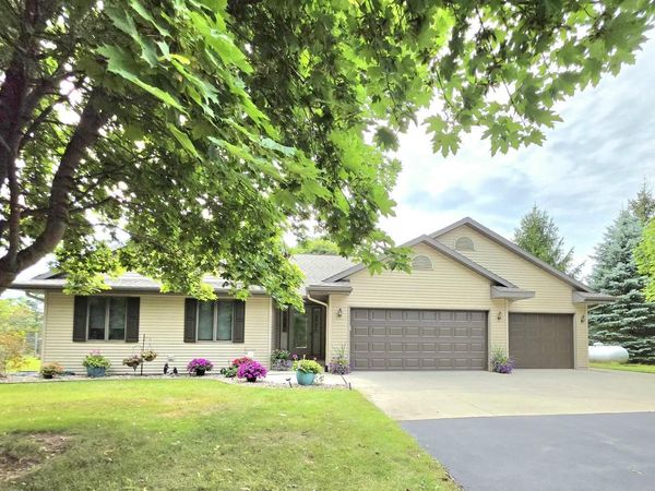 N7492 Bittersweet ROAD, Plymouth, WI 53073