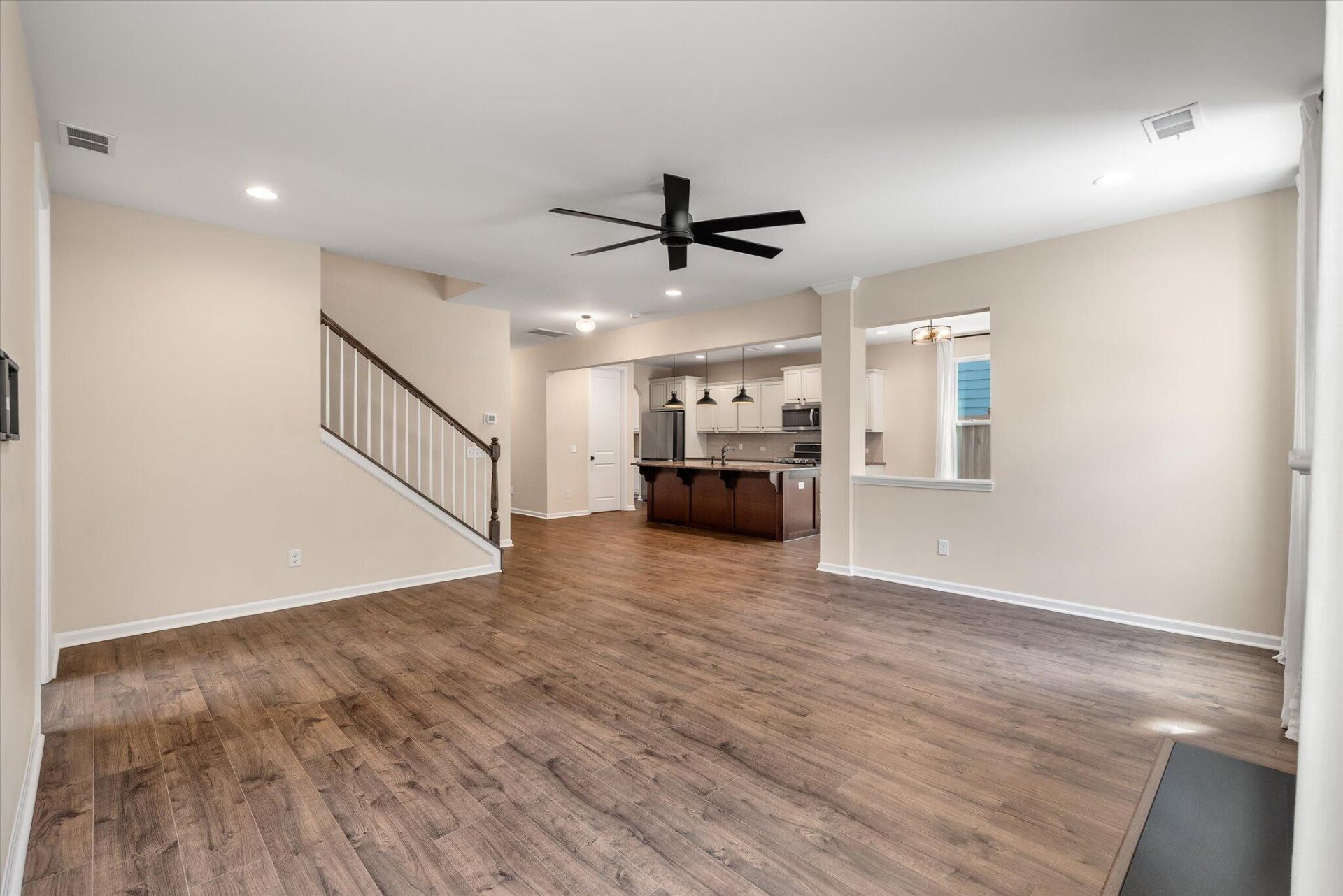 1100 Magnolia Warbler Way Photo 15