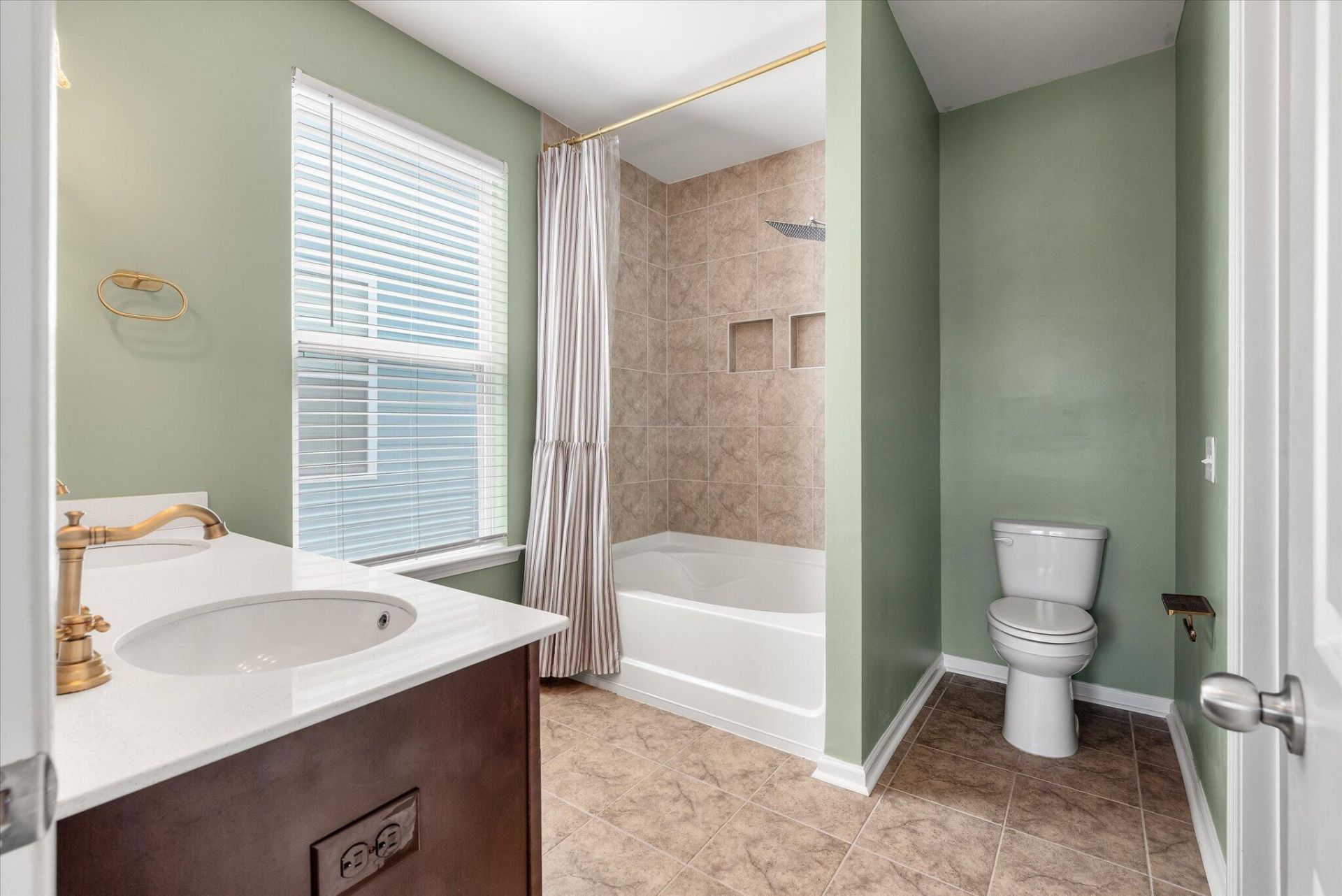 1100 Magnolia Warbler Way Photo 22
