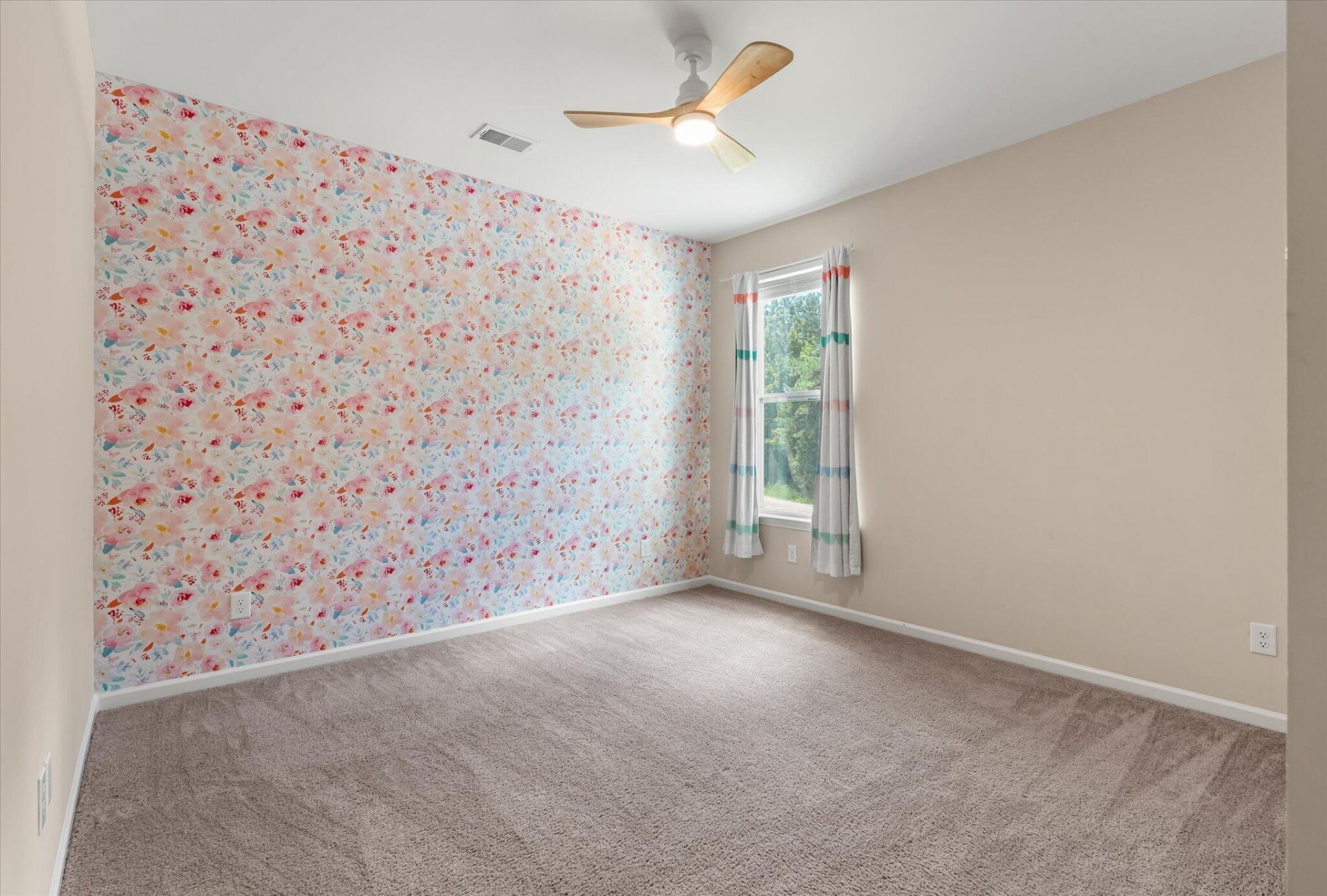 1100 Magnolia Warbler Way Photo 27