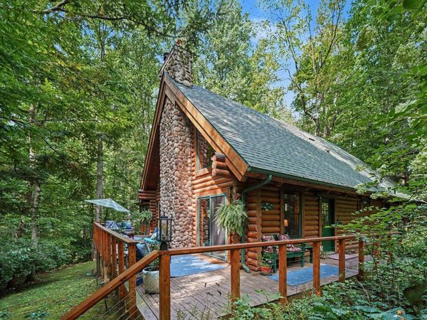 18 Camp Madron Road, Buchanan, MI 49107