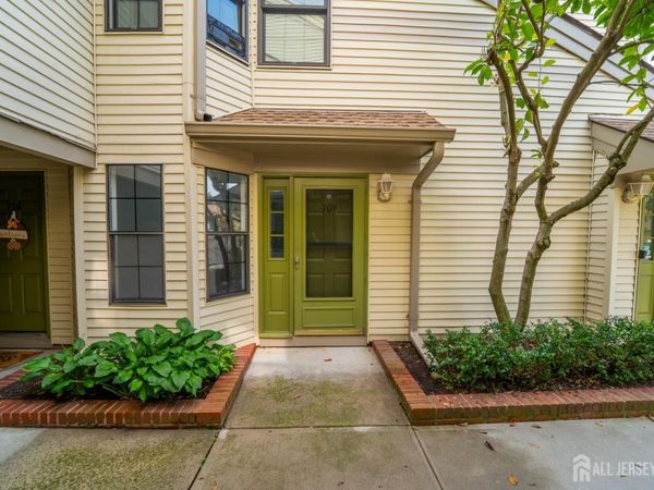 709 Sunshine Court , Parlin, NJ 08859