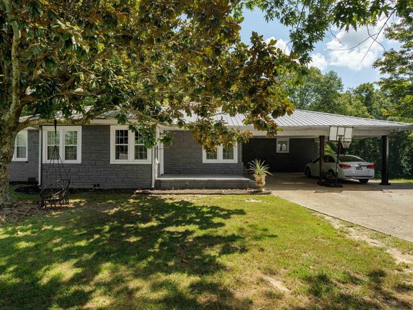 8352 Hwy 17, Florence, AL 35633