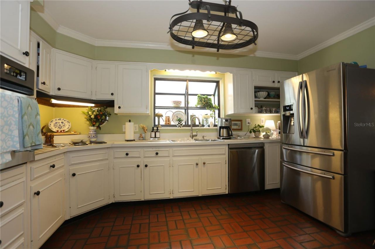 4414 W Watrous Avenue, Tampa, FL 33629 Photo