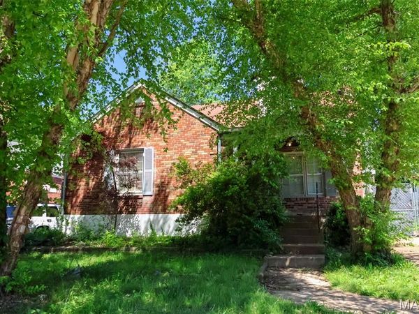 1067 Melvin Avenue , St Louis, MO 63137