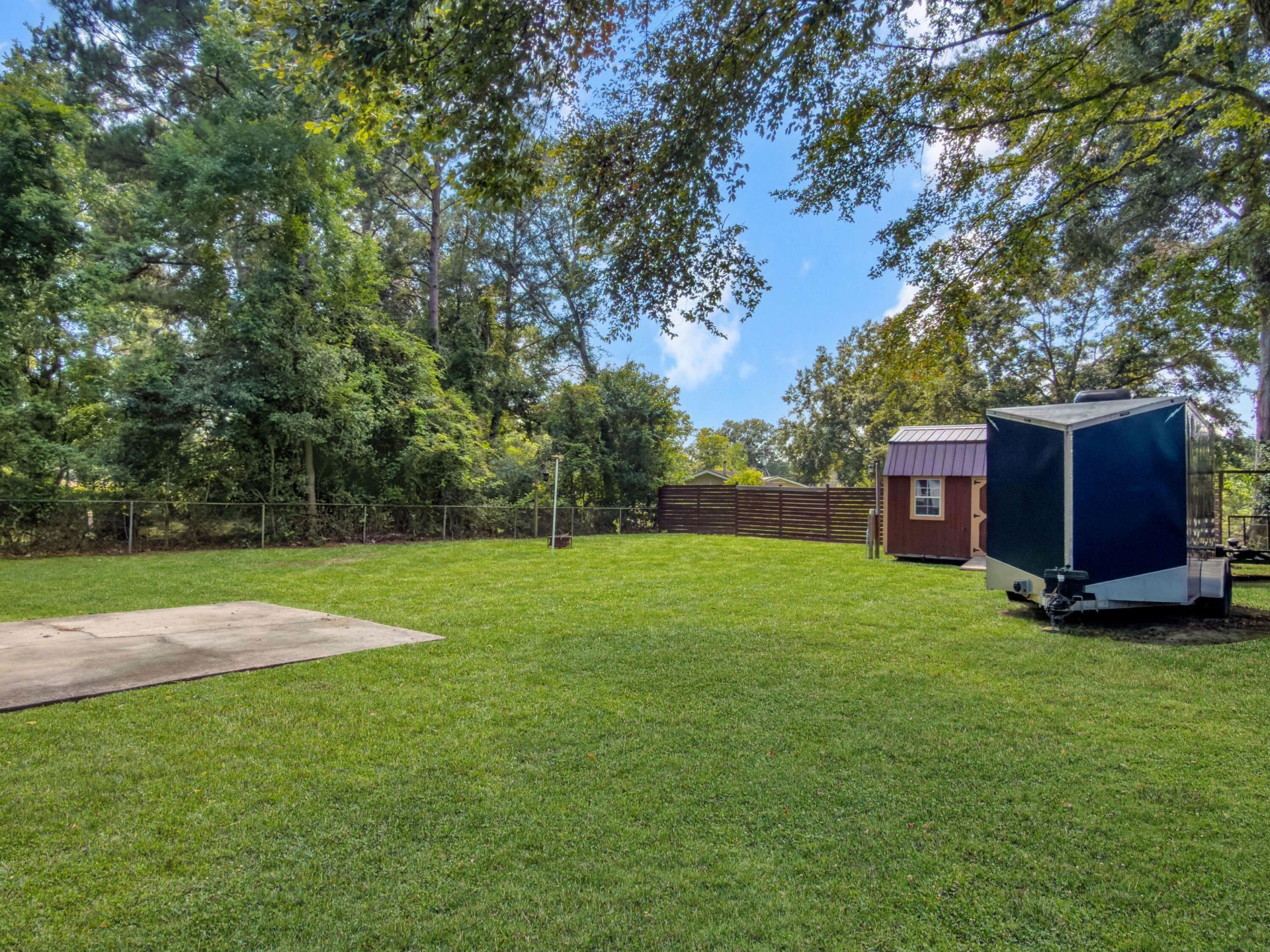 303 Mary Scott Drive Photo 17