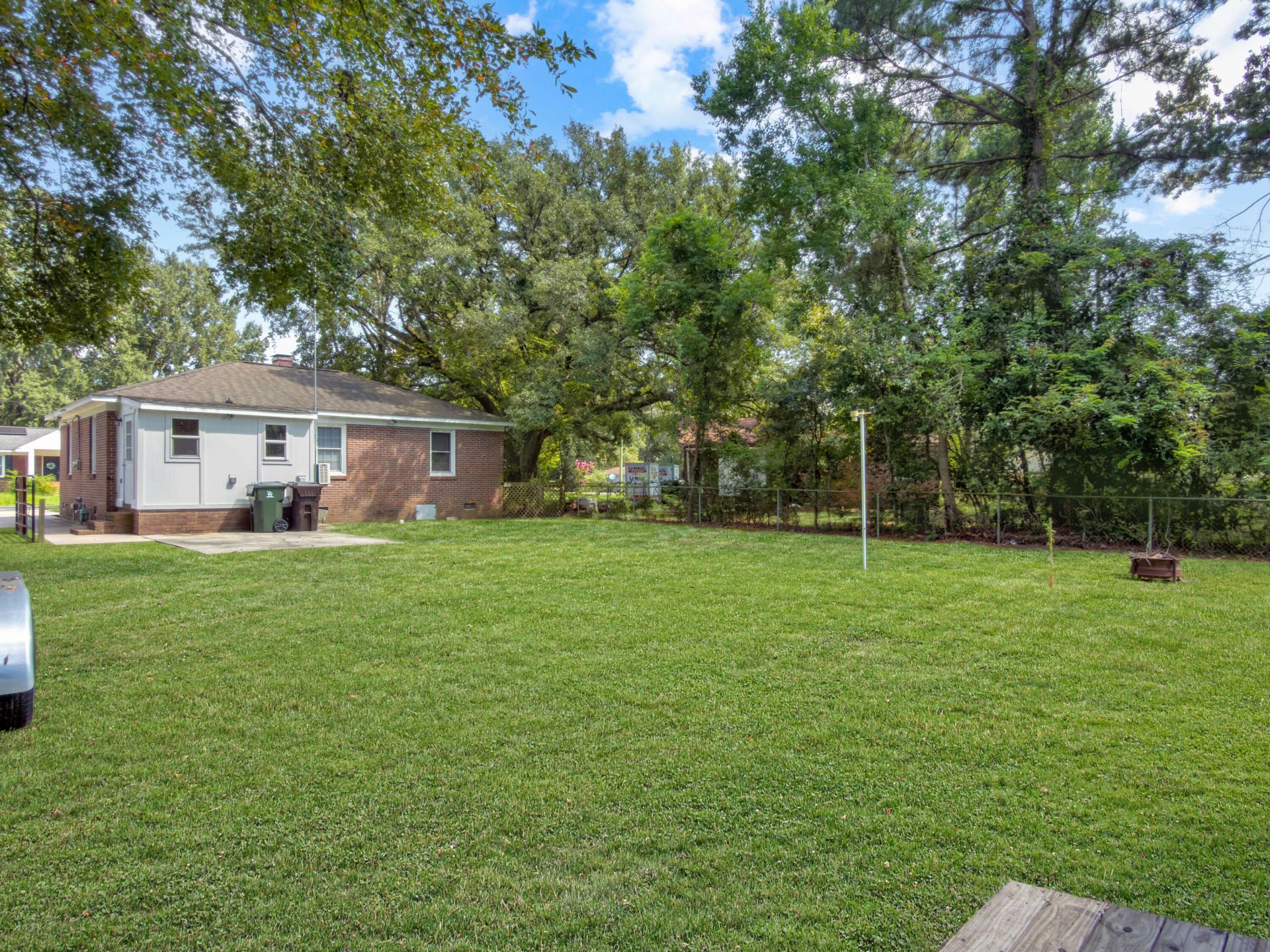 303 Mary Scott Drive Photo 18