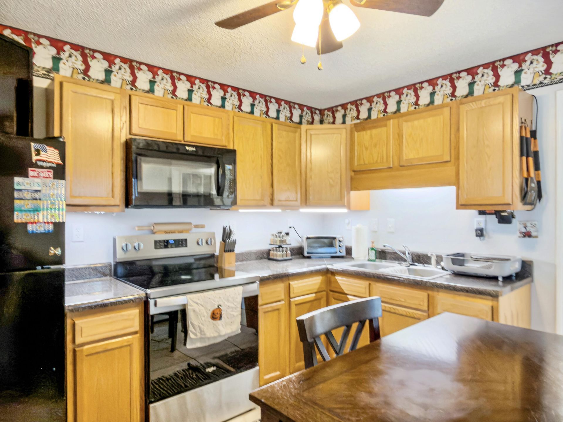 303 Mary Scott Drive Photo 8