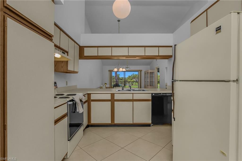 460 Fox Haven Dr, Unit 1302, Naples, FL 34104 Photo
