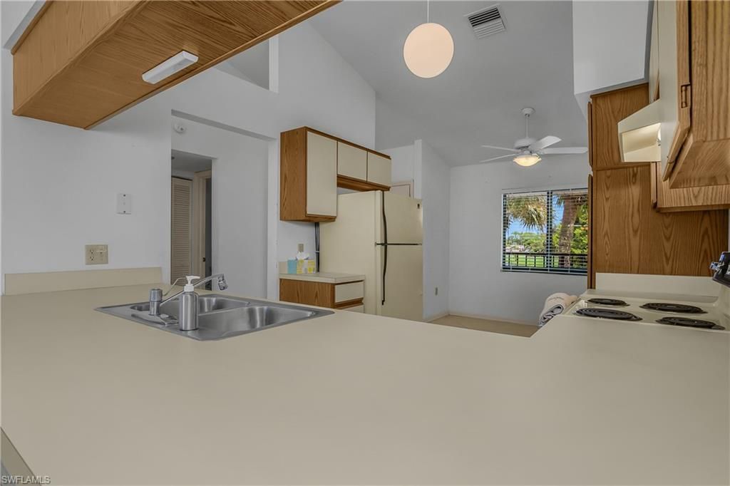 460 Fox Haven Dr, Unit 1302, Naples, FL 34104 Photo