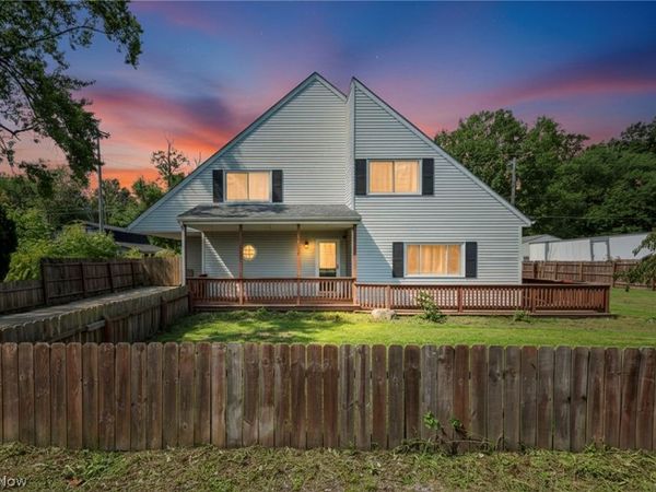 1260 Cleveland Avenue , Madison, OH 44057