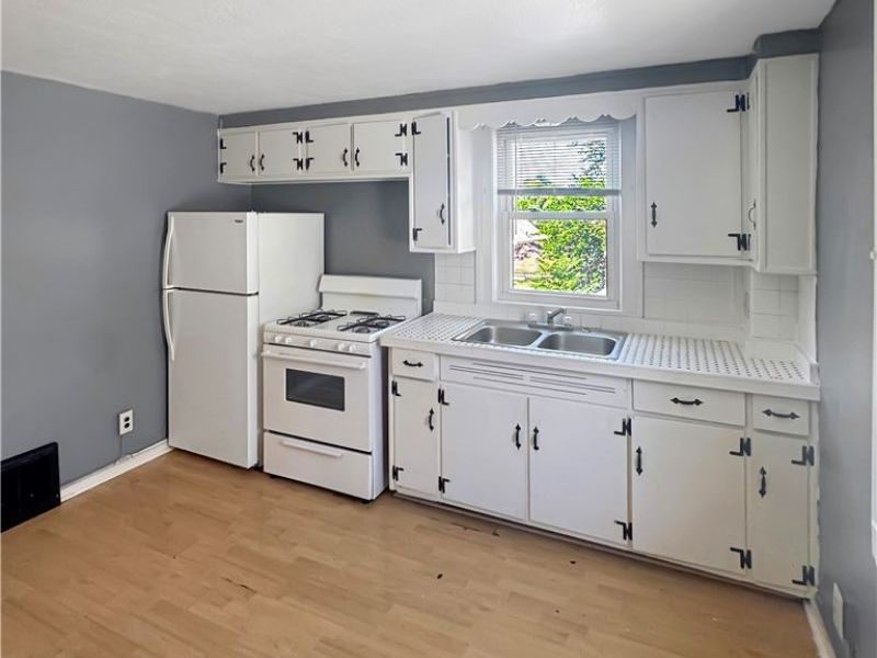1200 Wilbur Avenue, Akron, OH 44301 Photo 3