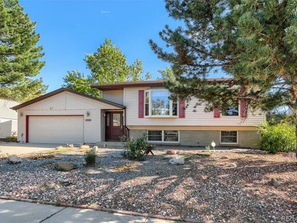 11230 E Center Avenue , Aurora, CO 80012