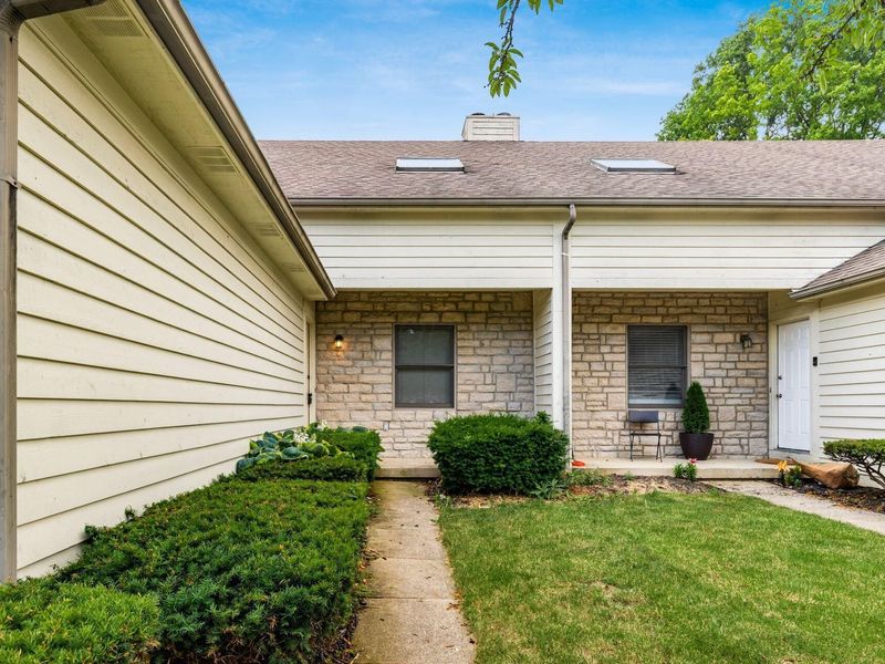 8287 Talia Court , Westerville, OH 43081 Photo 2