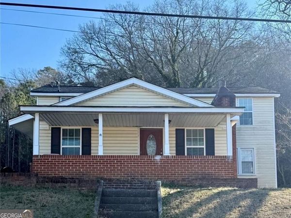 709 College Street, Calhoun, GA 30701