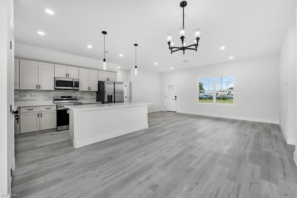 4663 Ponce De Leon Blvd , Sebring, FL 33872 Photo