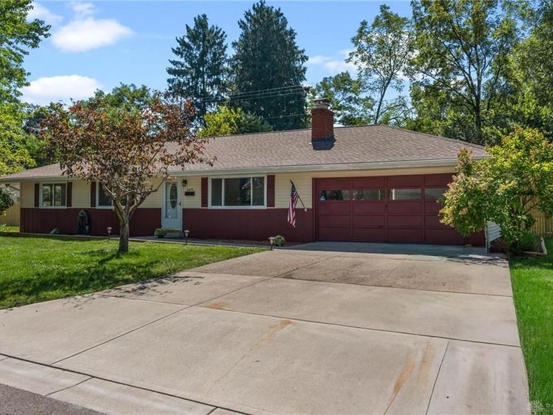 4475 Willow Run Drive, Beavercreek, OH 45430 Photo 2