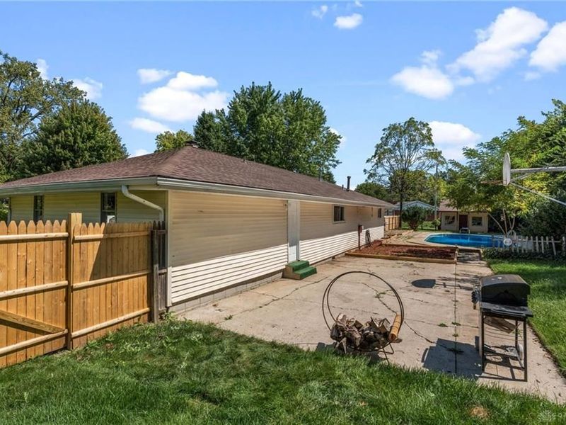 4475 Willow Run Drive, Beavercreek, OH 45430 Photo 23