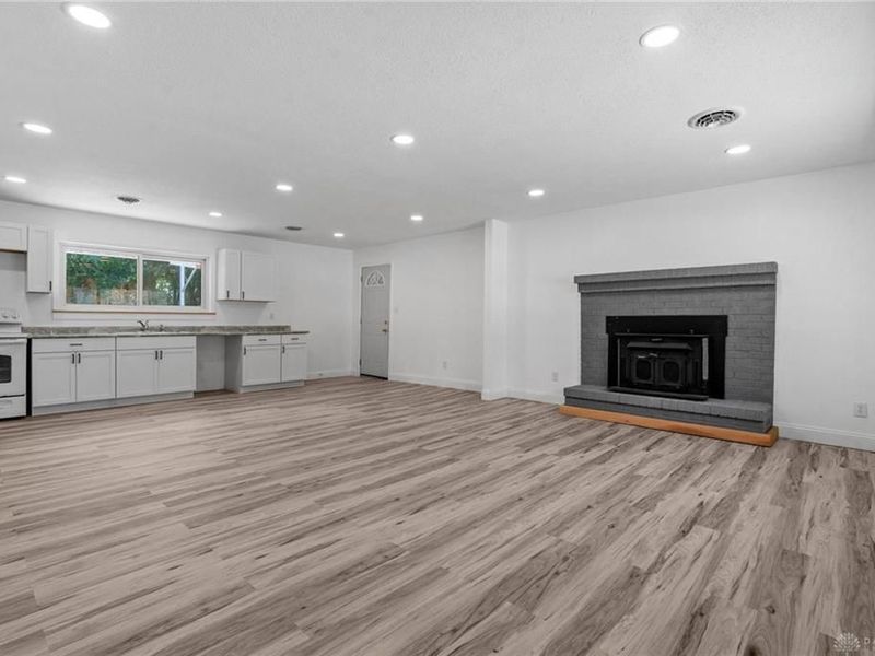 4475 Willow Run Drive, Beavercreek, OH 45430 Photo 7