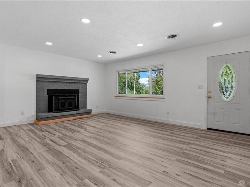 4475 Willow Run Drive, Beavercreek, OH 45430 Photo 8