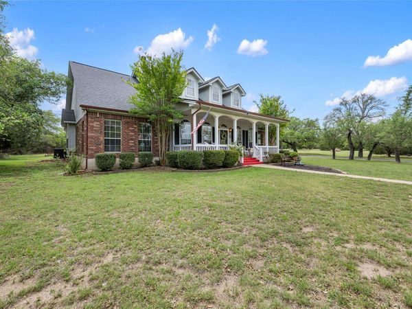 391 Liberty DR , Liberty Hill, TX 78642