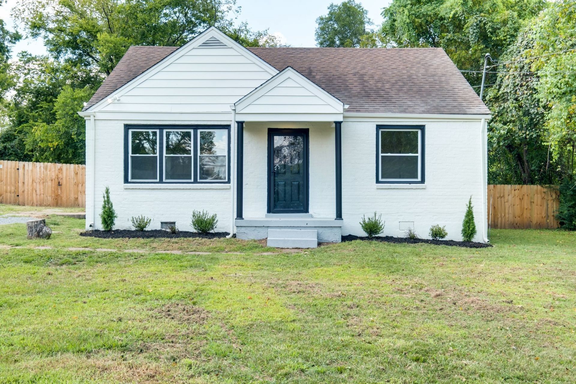 1100 Gibson Dr, Madison, TN 37115 Main Photo