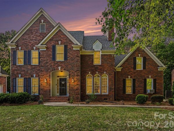 1538 Wickerby Court , Matthews, NC 28105
