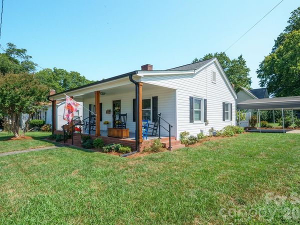 500 N Elm Street , Cherryville, NC 28021