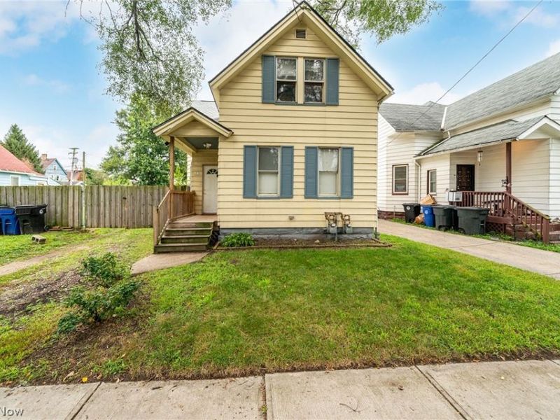 4145 Hyde Avenue, Cleveland, OH 44109 Photo 2