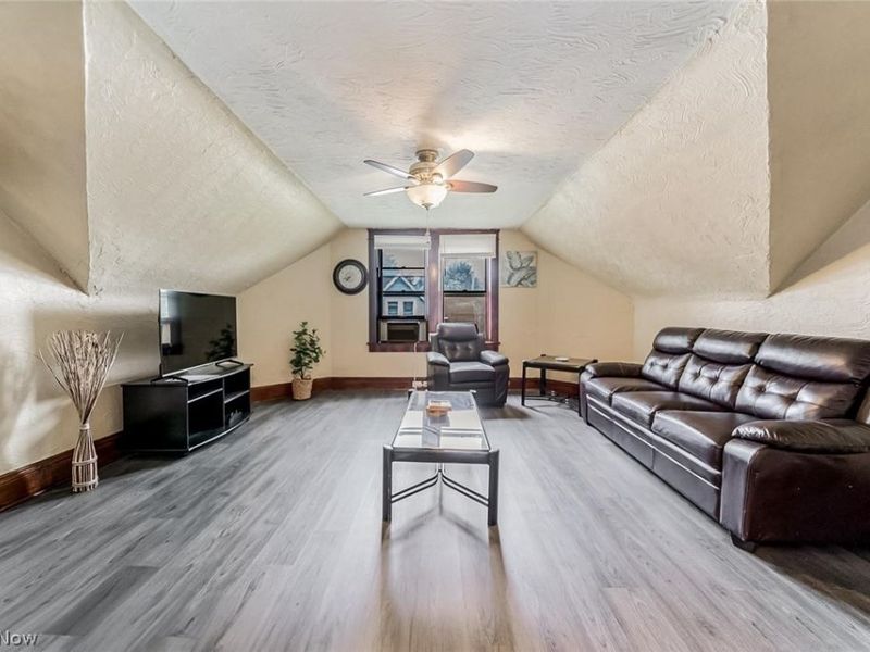 4145 Hyde Avenue, Cleveland, OH 44109 Photo 20