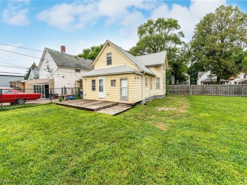 4145 Hyde Avenue, Cleveland, OH 44109 Photo 32